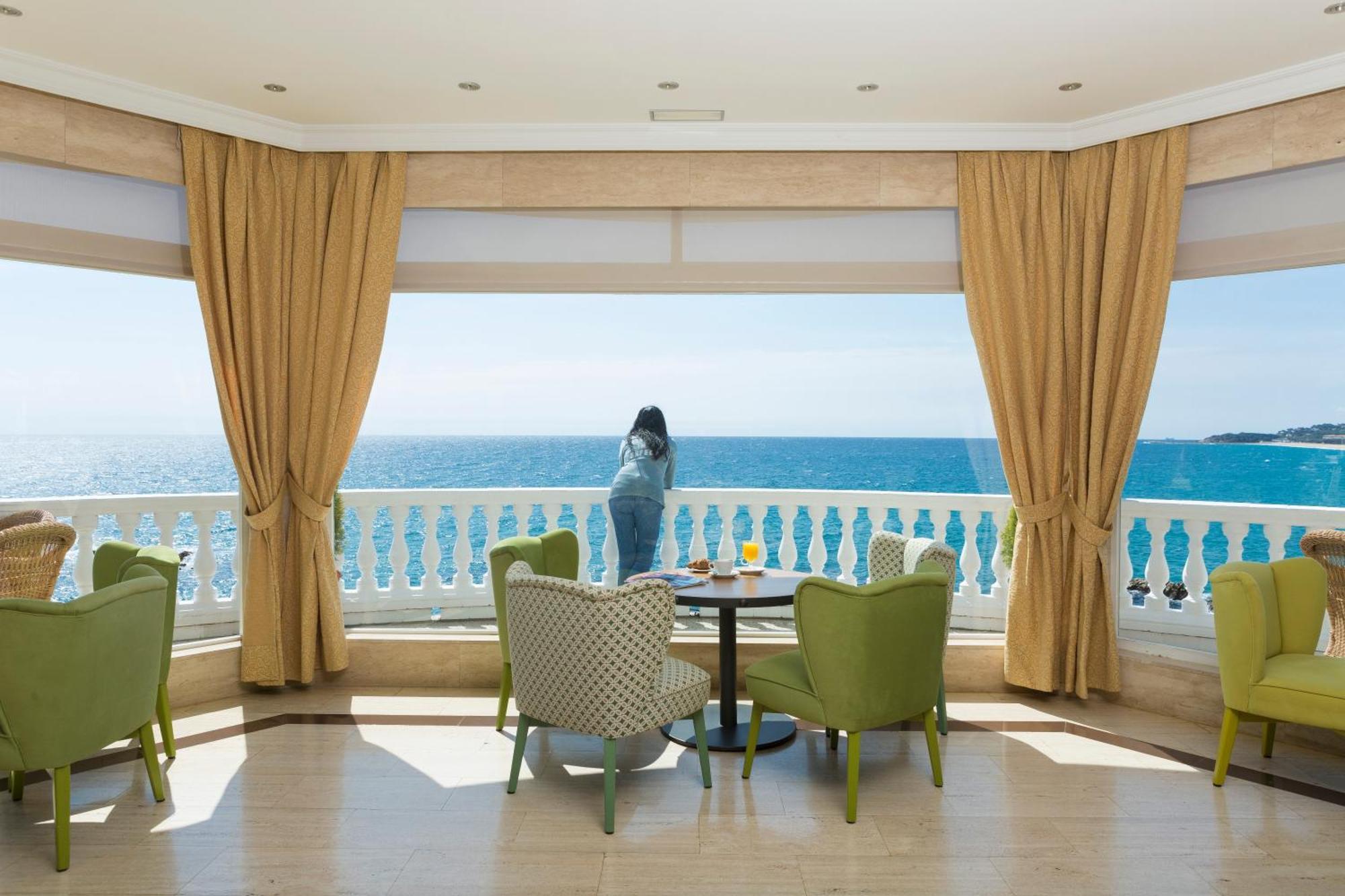 Hotel Costa Brava Platja d'Aro Esterno foto
